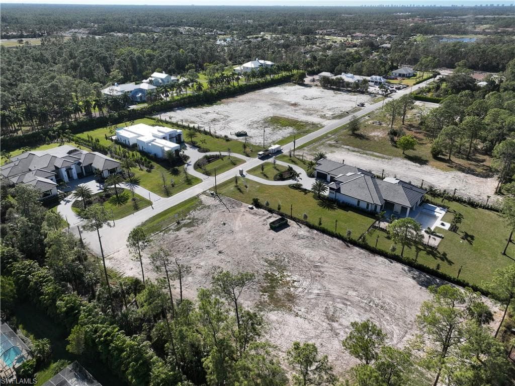 3037 Ravenna AVE-3