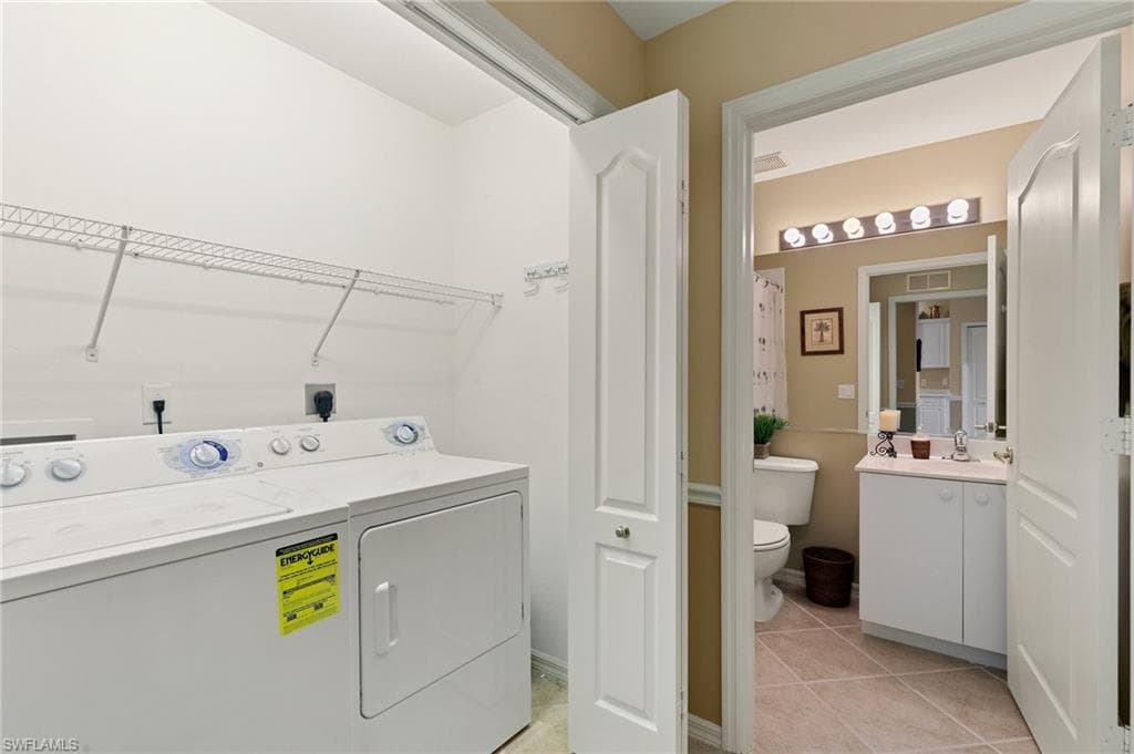 2860 Cypress Trace CIR 1825-18