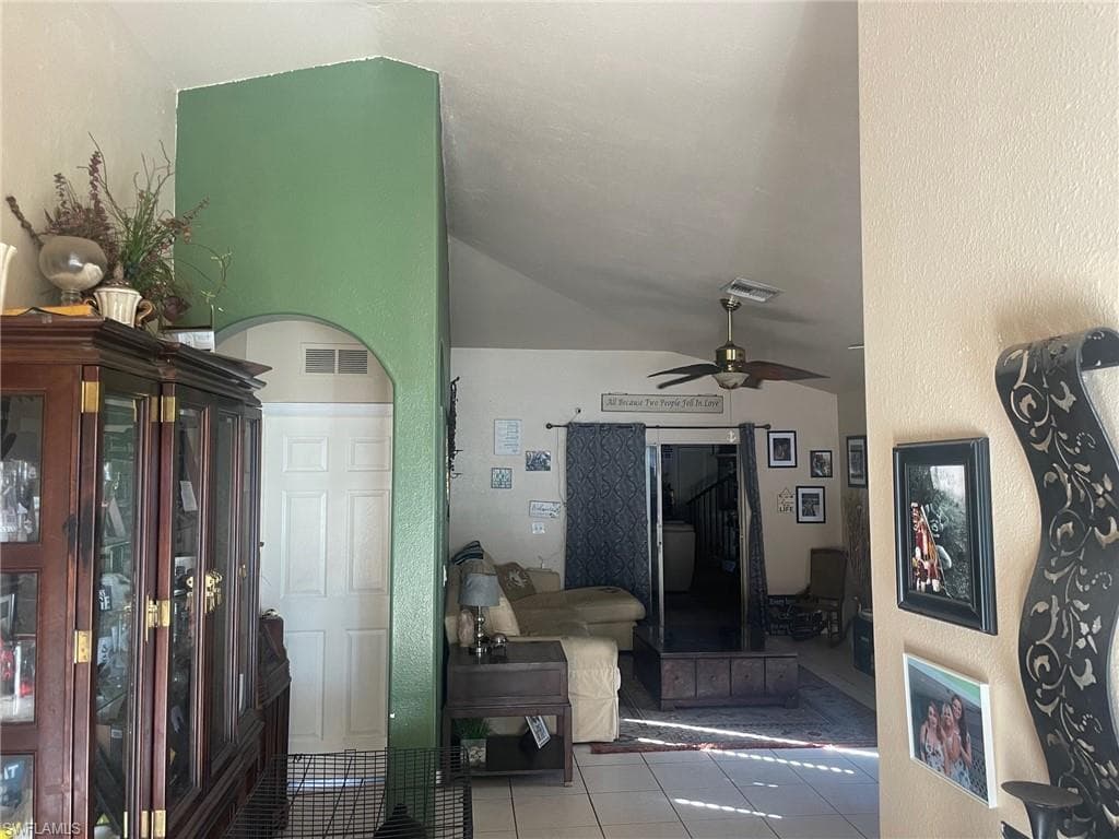 3129 Woodside AVE-8