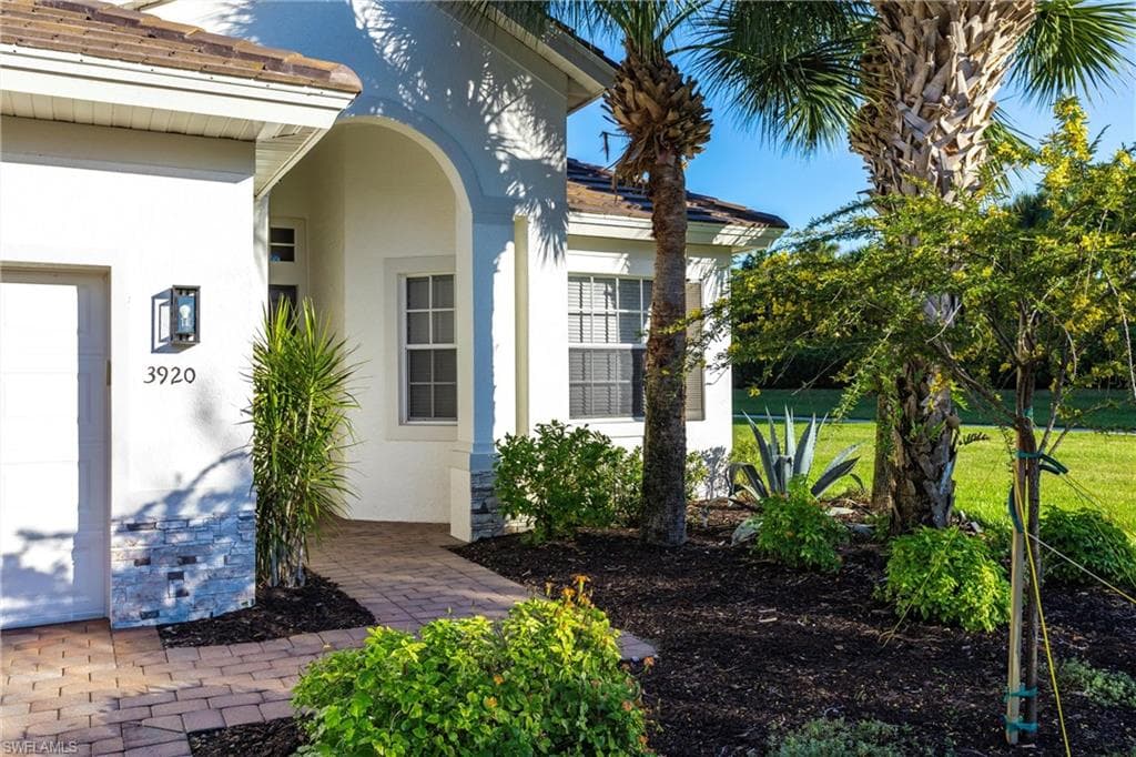 3920 Lakeview Isle CT-3