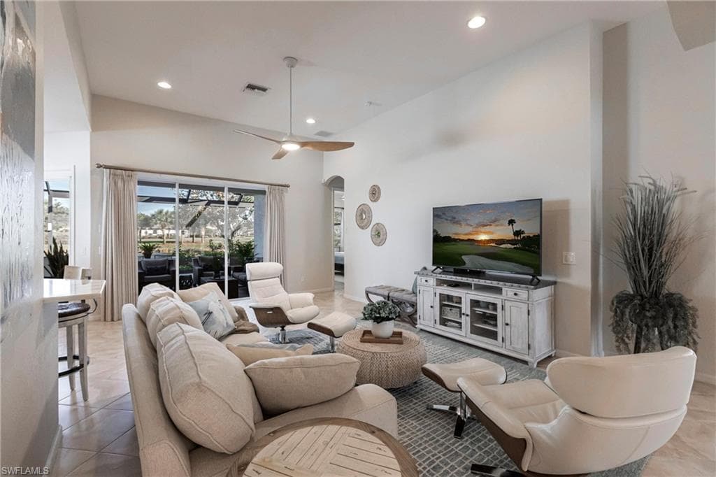 3920 Lakeview Isle CT-8