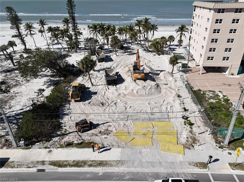 7798 Estero BLVD-5