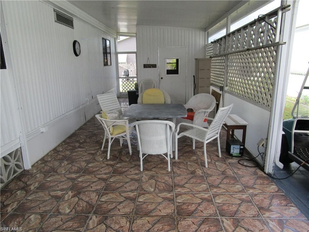 16015 Tangelo WAY-5