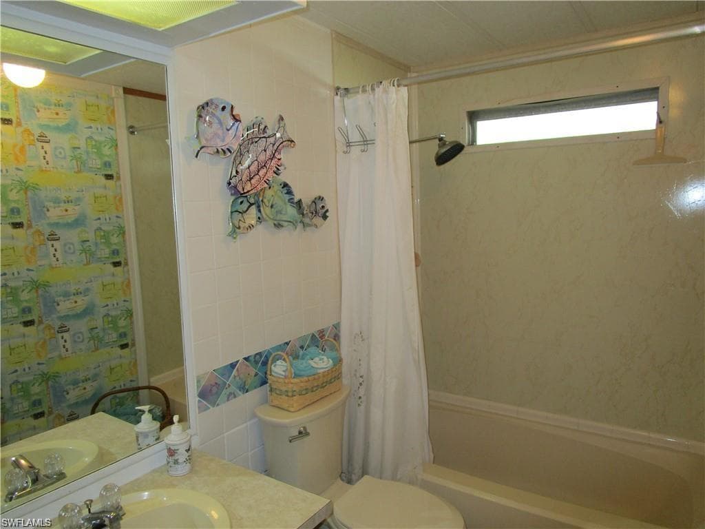 16015 Tangelo WAY-21