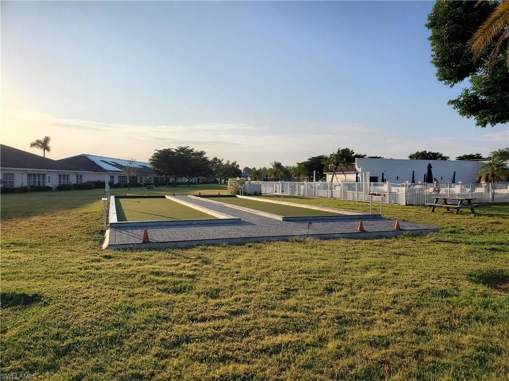 1381 N Brandywine CIR-42