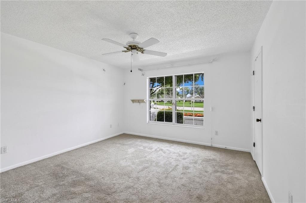 1381 N Brandywine CIR-24
