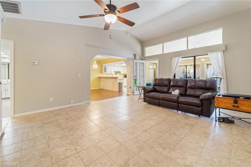 5510 SW 4th PL 607-4
