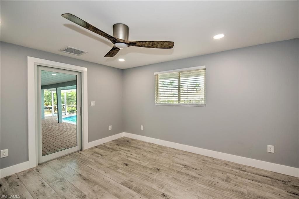 16 Palmview BLVD-16