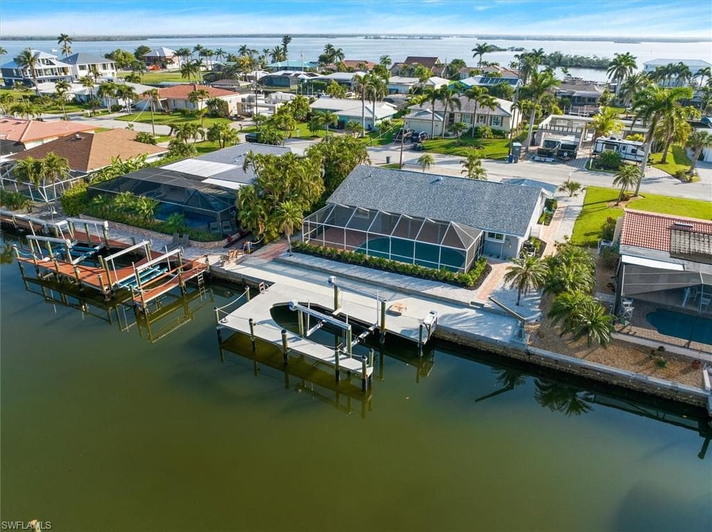 16 Palmview BLVD-36