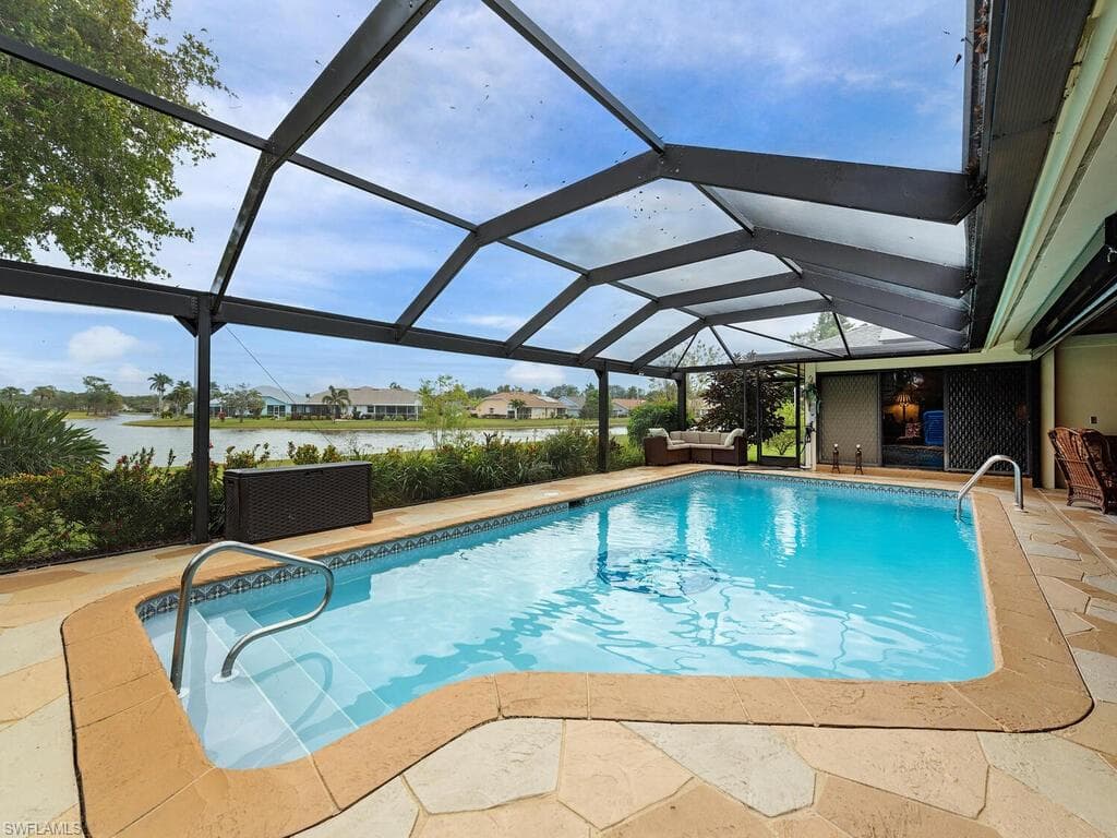 431 Forest Hills BLVD-23
