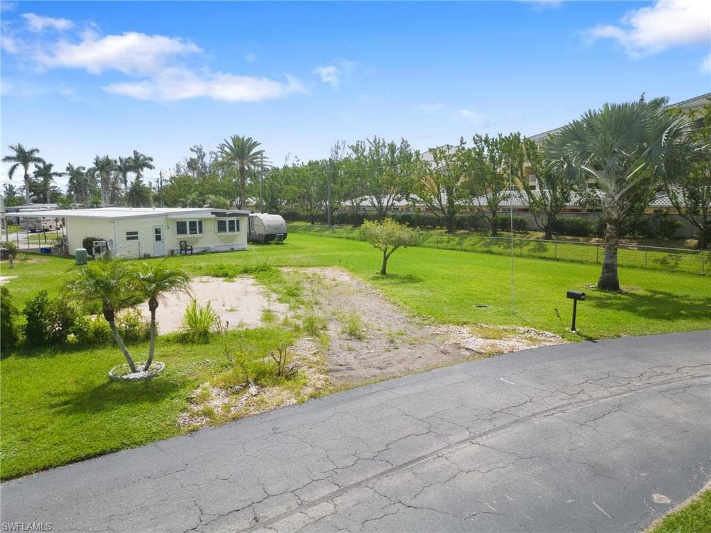 286 Dillard AVE-6