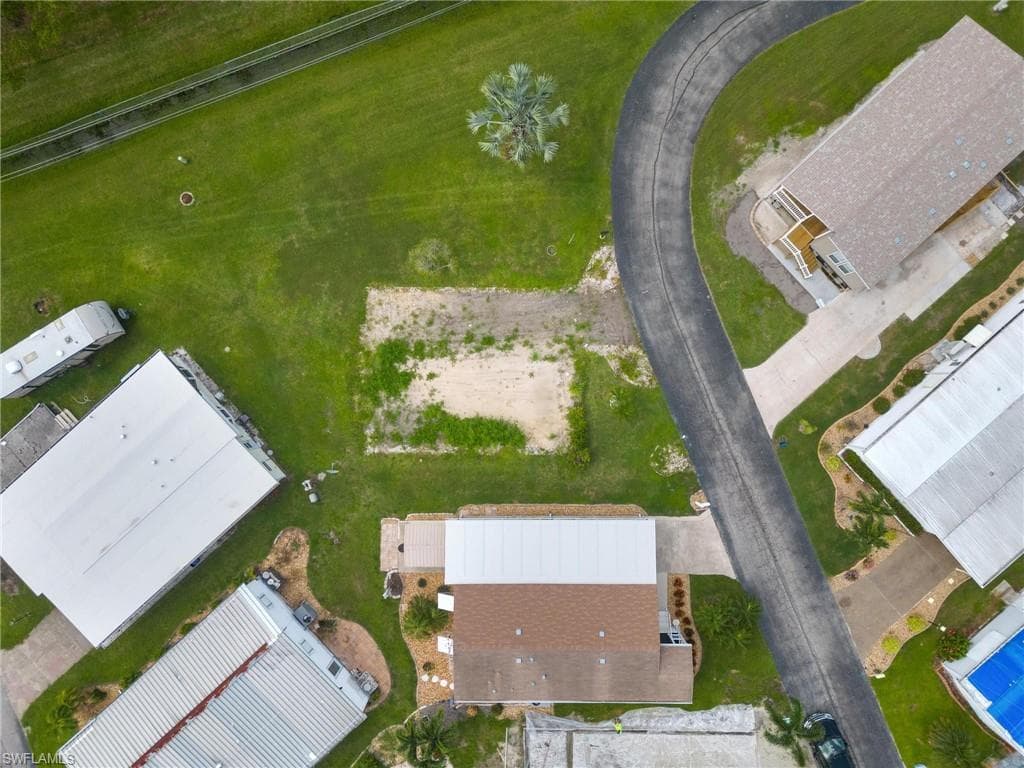 286 Dillard AVE-12