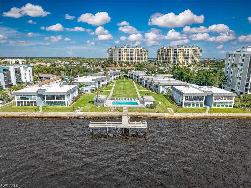 3390 N Key DR 6-5