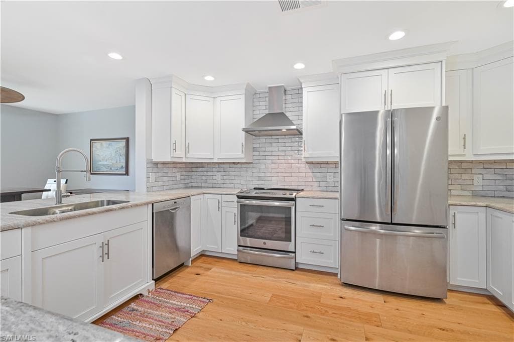 3390 N Key DR 6-11