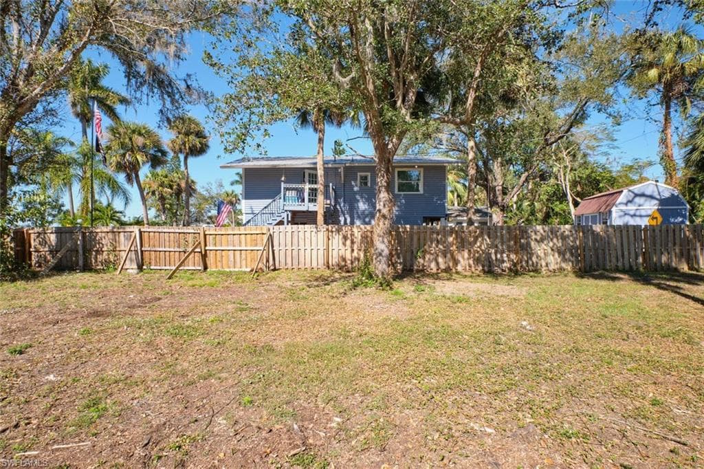 213 Delray AVE-7