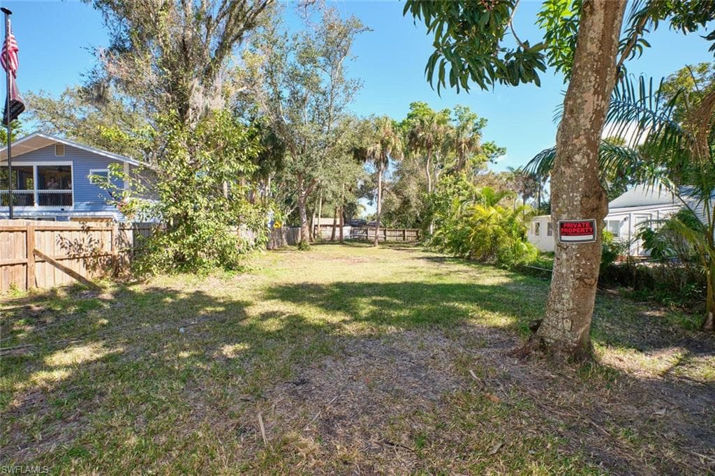 213 Delray AVE-4
