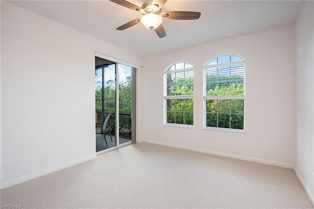 10025 Heather LN 702-6