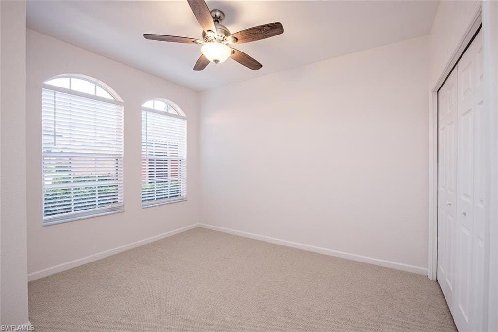 10025 Heather LN 702-8