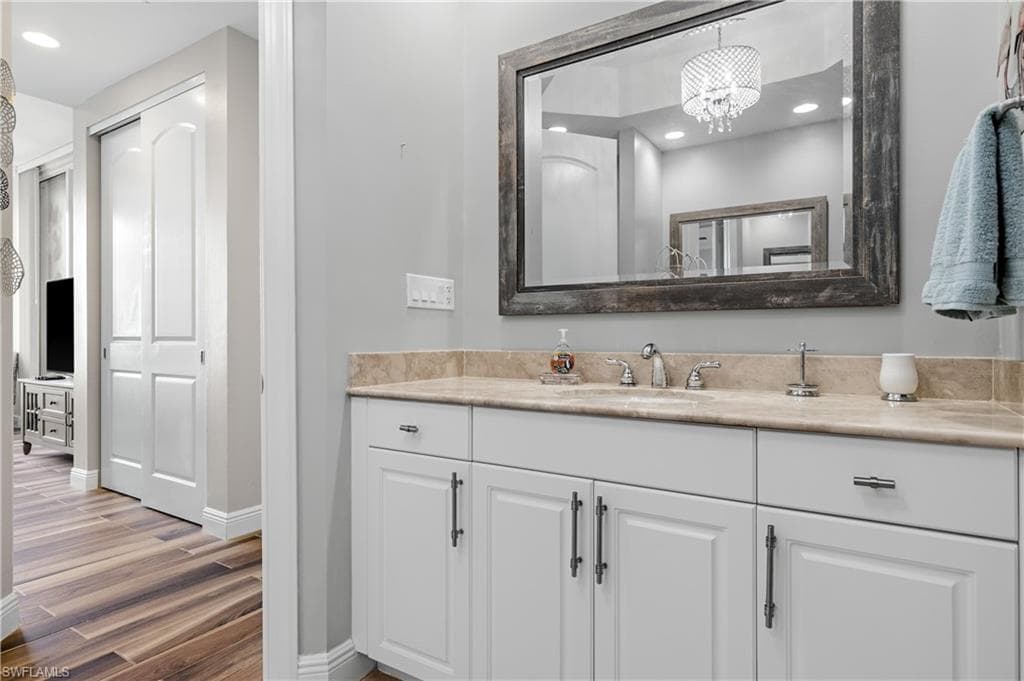 2090 W First ST I2409-20
