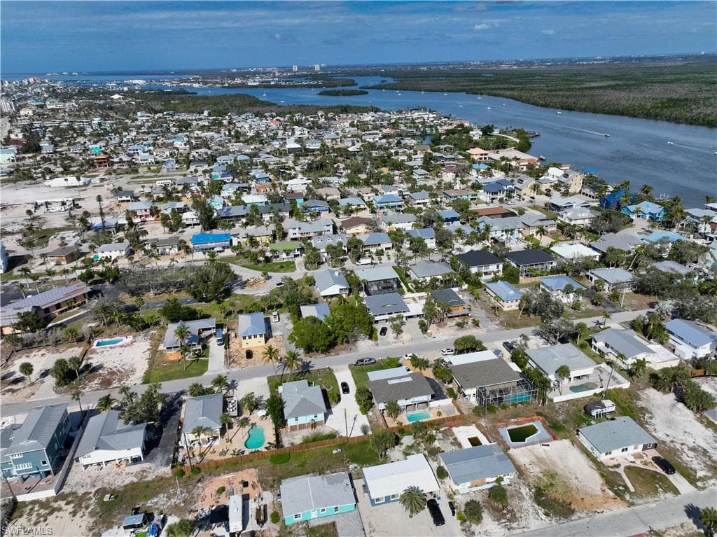 161 Hibiscus DR-24