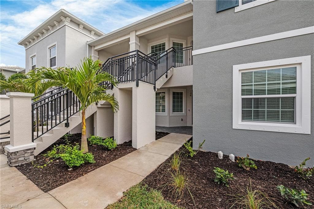 11821 Venetian Lagoon DR 104-2