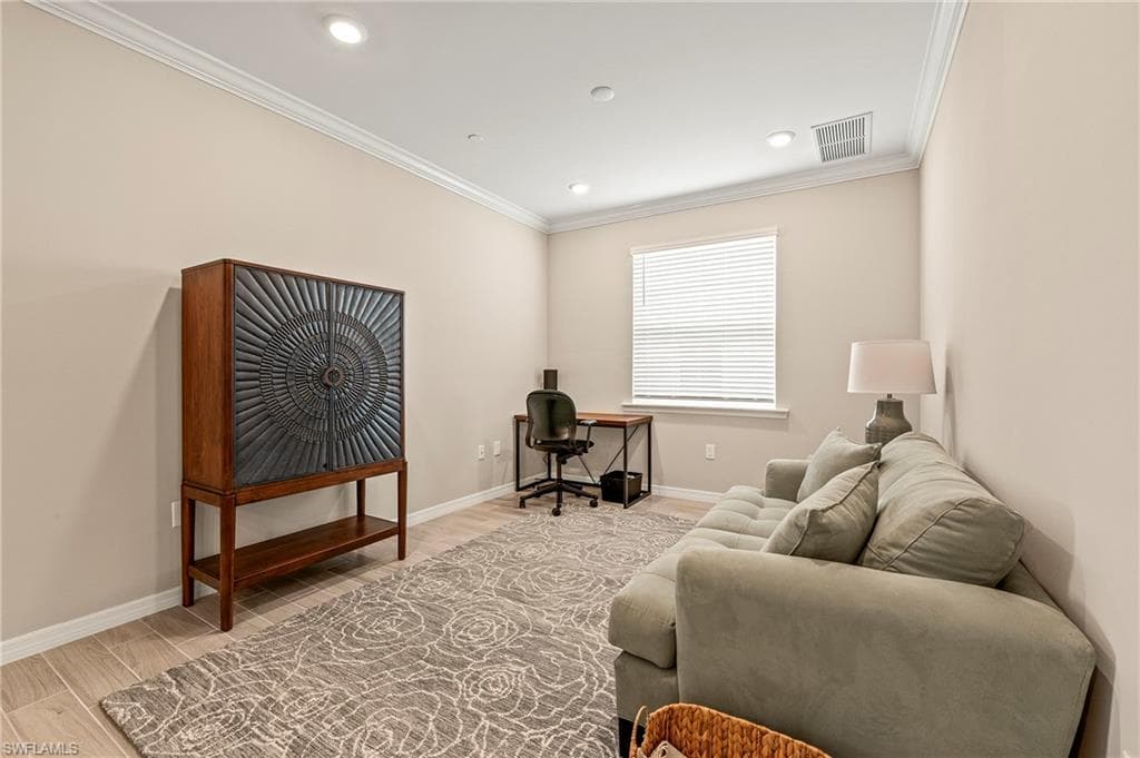 11821 Venetian Lagoon DR 104-16