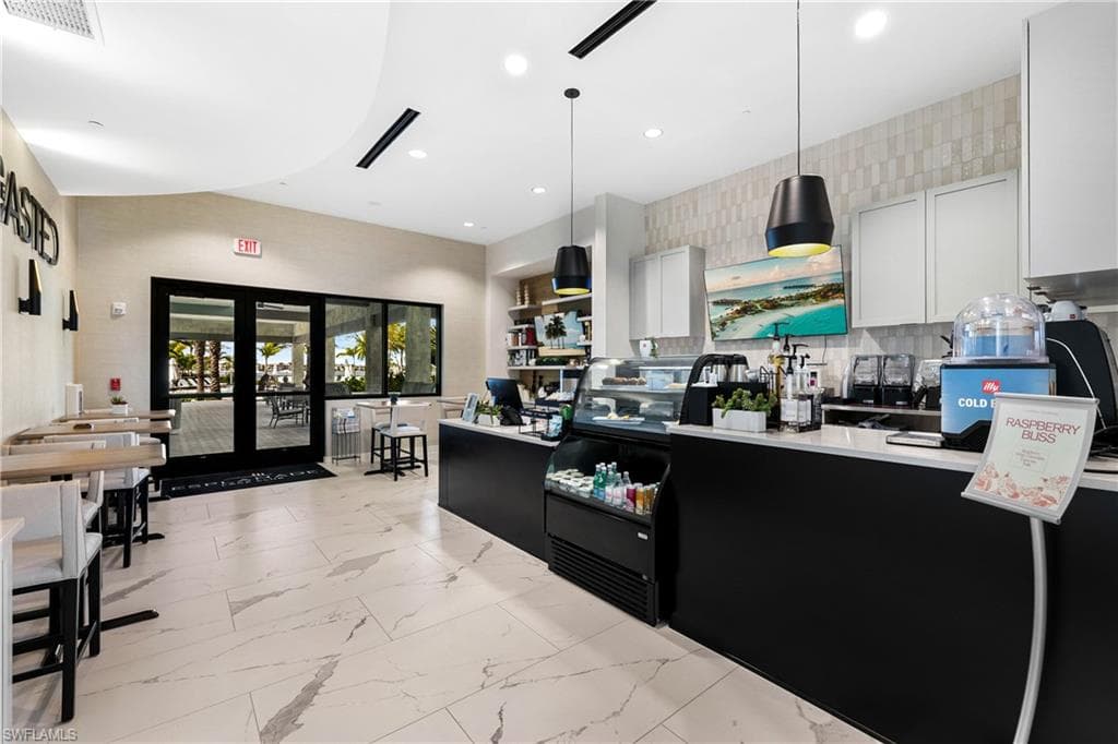 11821 Venetian Lagoon DR 104-40