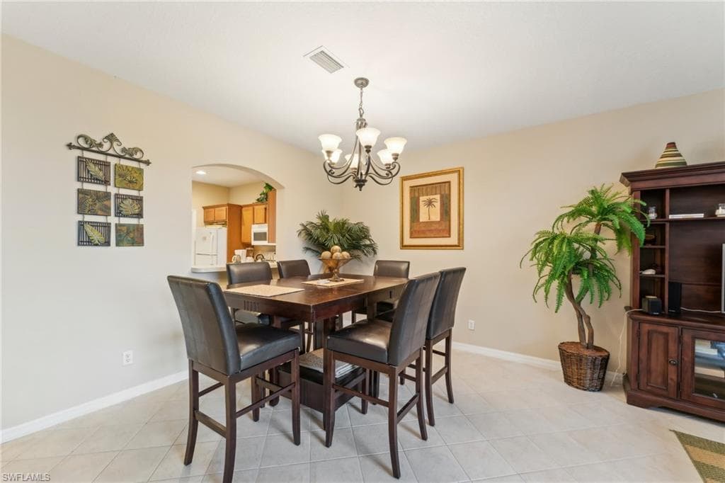 3327 Dandolo CIR-7