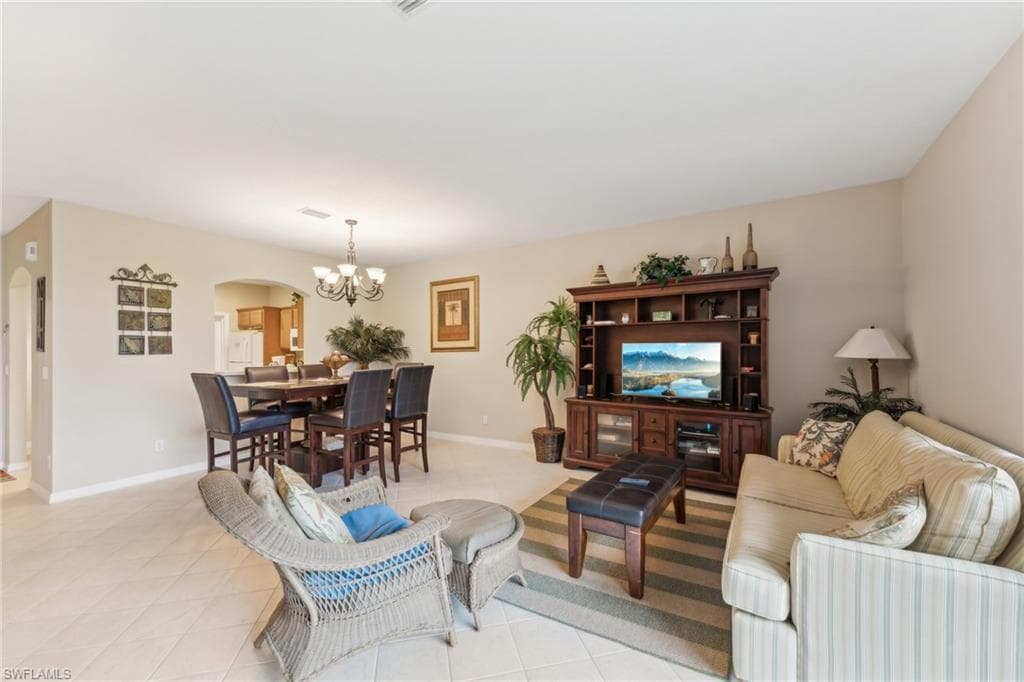 3327 Dandolo CIR-3