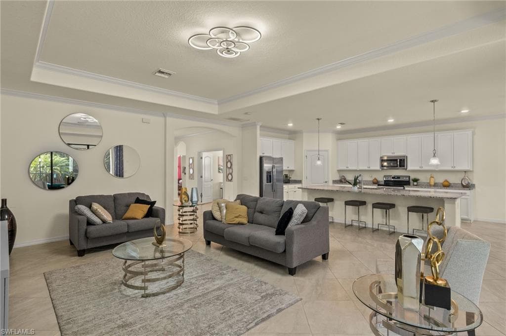 11892 Hickory Estate CIR-8