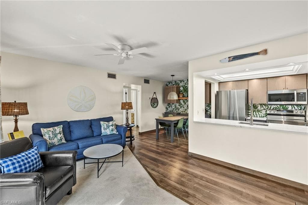 845 E Gulf DR 212-4