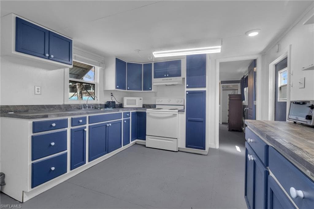 238 Mamie ST-31
