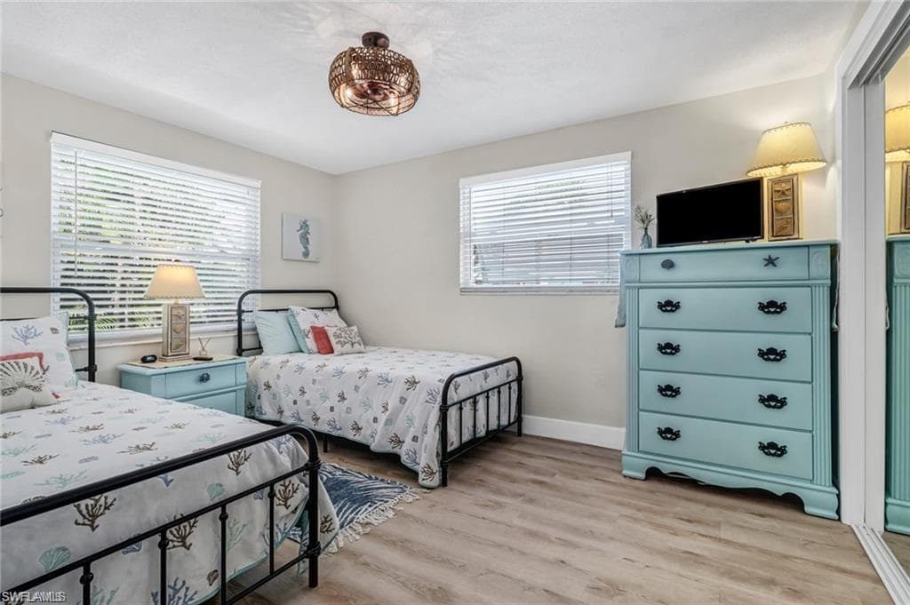 2686 Clyde ST-27