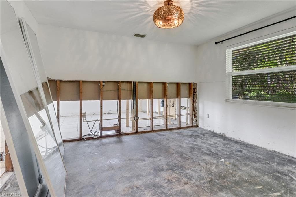 2686 Clyde ST-26