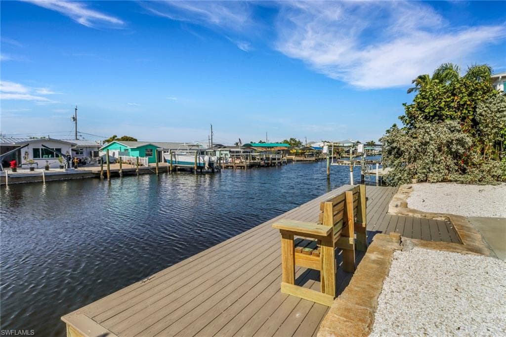 2686 Clyde ST-5