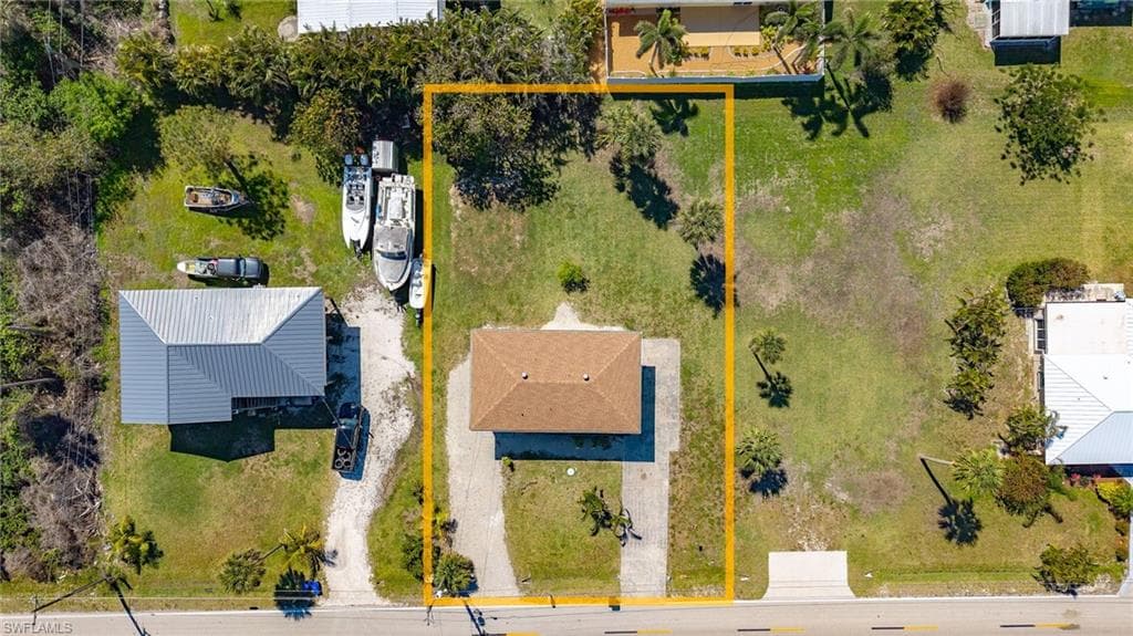 7431 Barrancas AVE-30