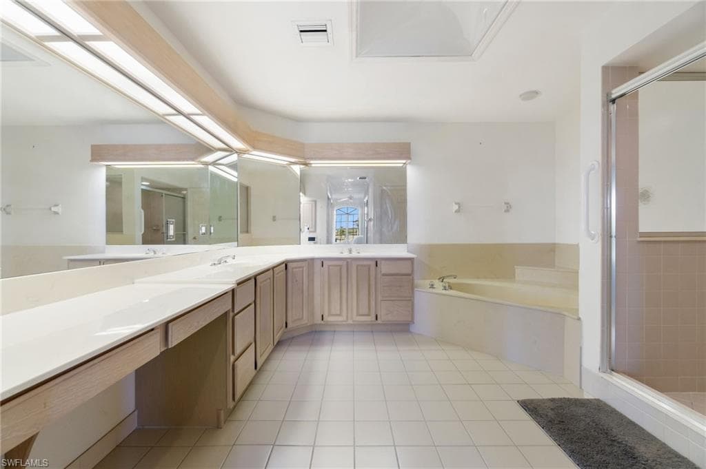 599 Audubon BLVD 201-25