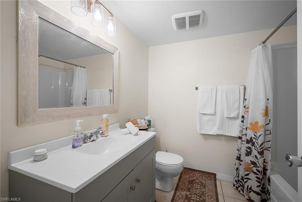 144 Cypress WAY E 707-6