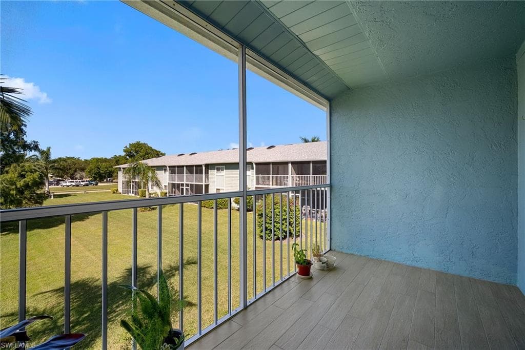 144 Cypress WAY E 707-4