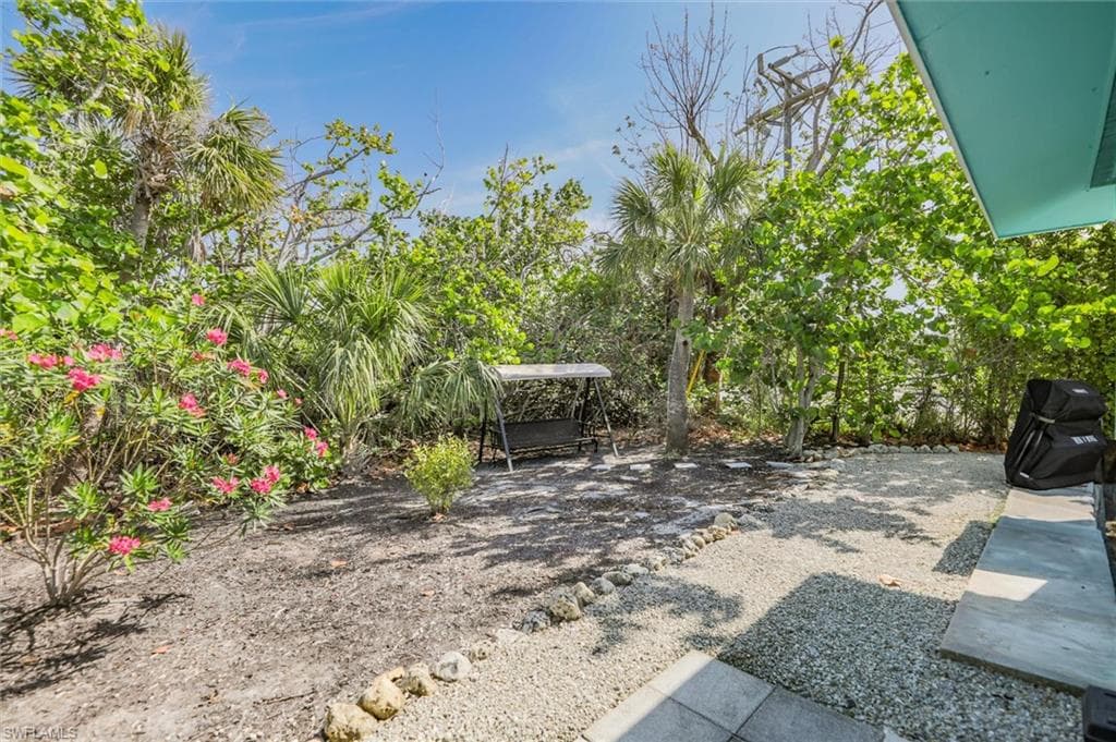 1012/1014 E Gulf DR-23