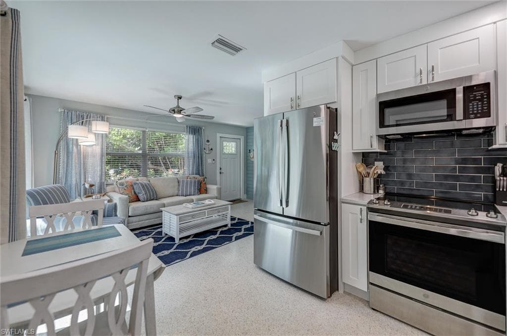 1012/1014 E Gulf DR-13