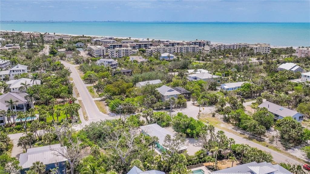 1012/1014 E Gulf DR-28