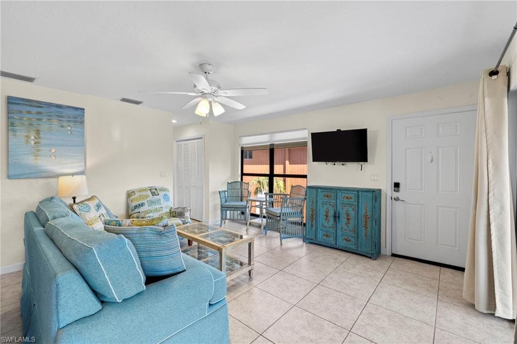 1811 Olde Middle Gulf DR 1-2