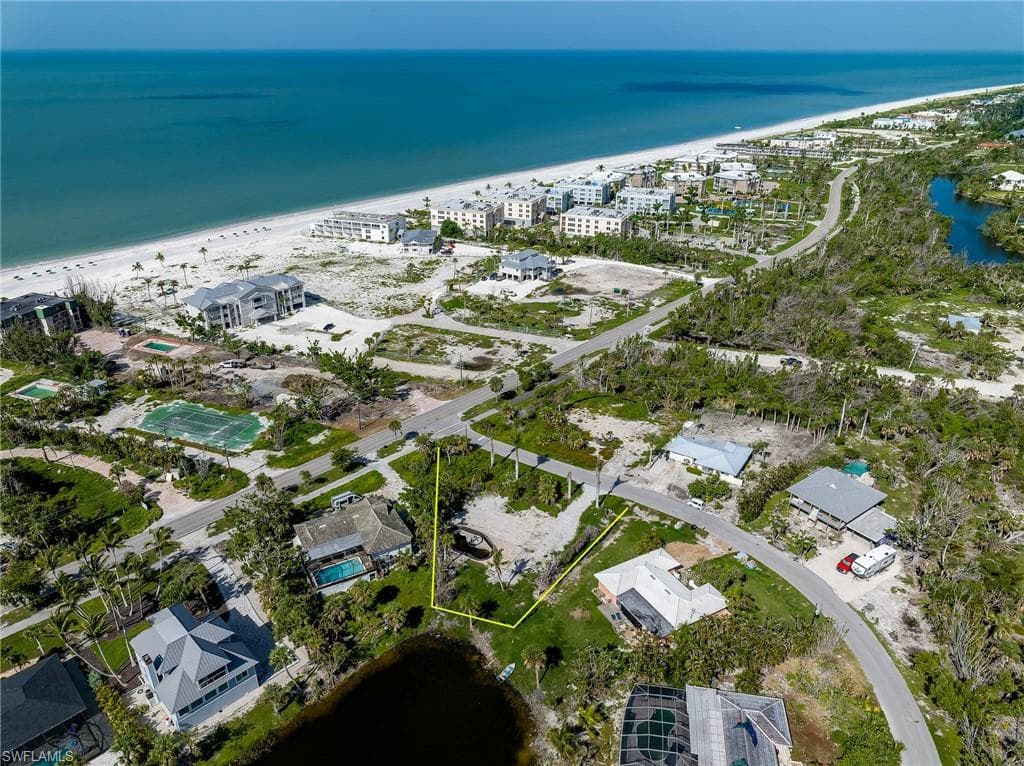 327 Palm Lake DR-2