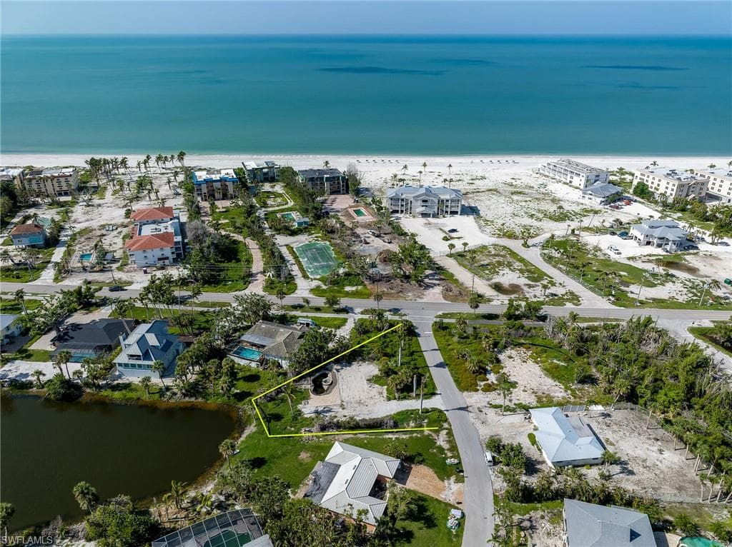 327 Palm Lake DR-1
