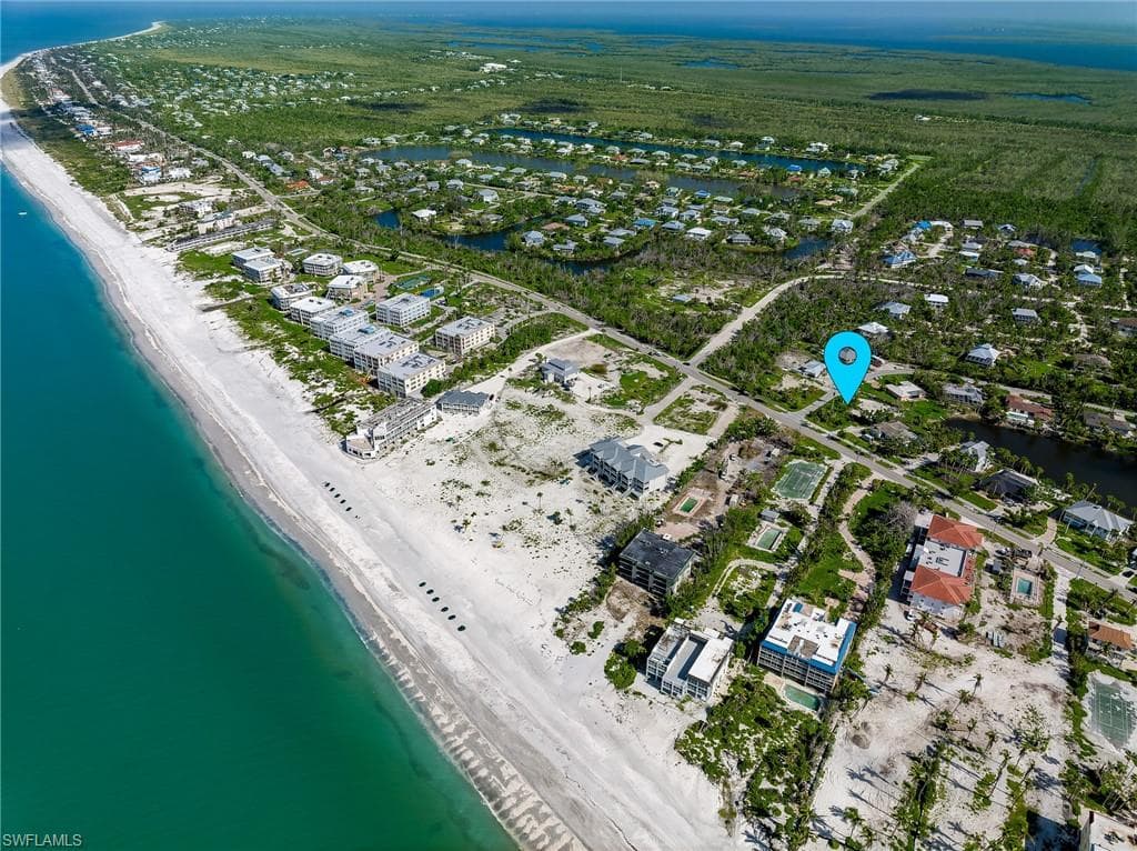 327 Palm Lake DR-4
