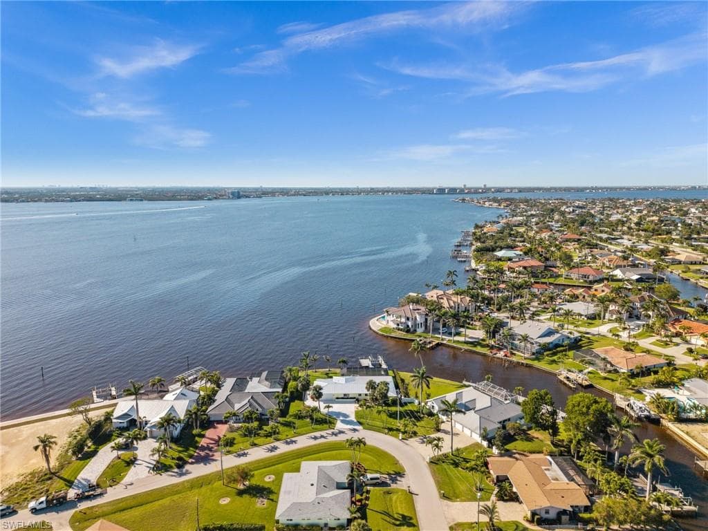 1600 Edith Esplanade-4