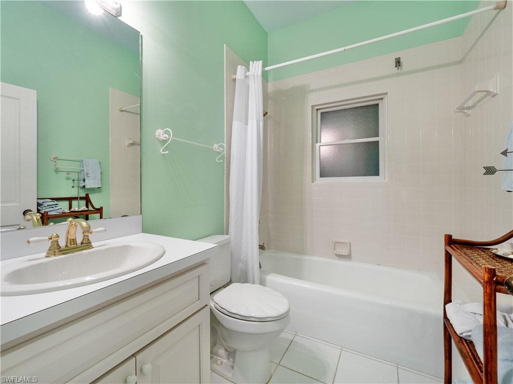 16543 Captiva DR-23