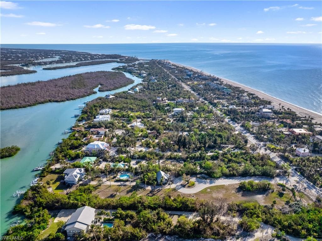 16543 Captiva DR-42