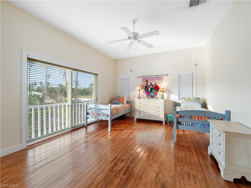 16543 Captiva DR-24